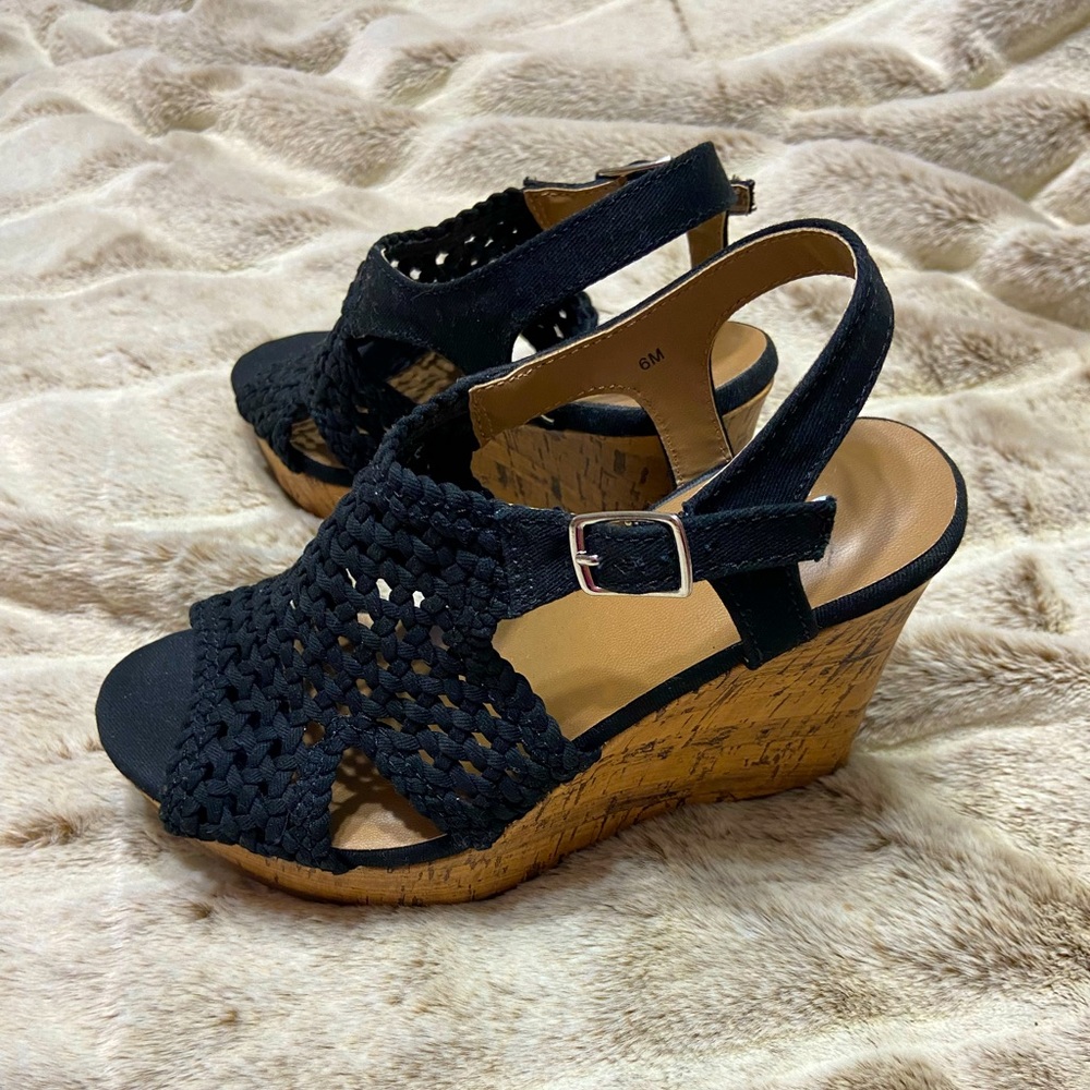 Sonoma Women’s Black Espadrilles.